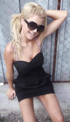 Ryleigh (29) in Michigan | Casual Dating with Older Men