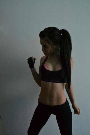 Candice, 25 in Kansas | Casual Dating and Private Chat