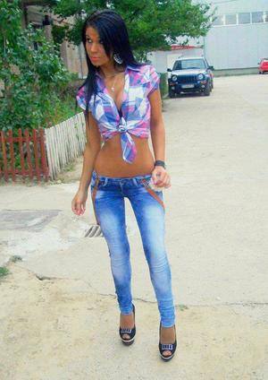 Kathryn (24) in Ohio | No-Strings Adult Dating