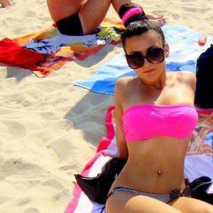 Taryn (18) in New York | No-Strings Adult Dating