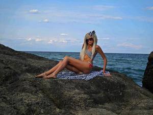 Hailey (29) in Ohio | No-Strings Adult Dating