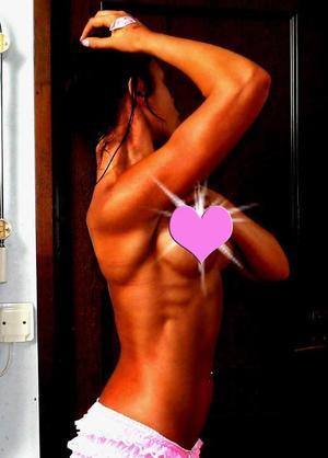 Janet (24) in Ohio | No-Strings Adult Dating