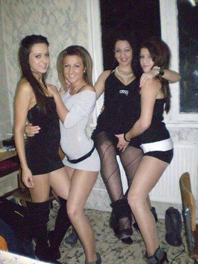 Reina (24) in Texas | No-Strings Adult Dating