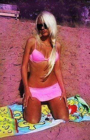 Pamela (18) in Texas | No-Strings Adult Dating