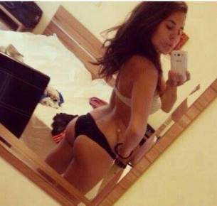 Photo of Ashley (19) from Pennsylvania dating profile