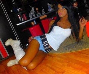 Sherri (24) in Ohio | No-Strings Adult Dating