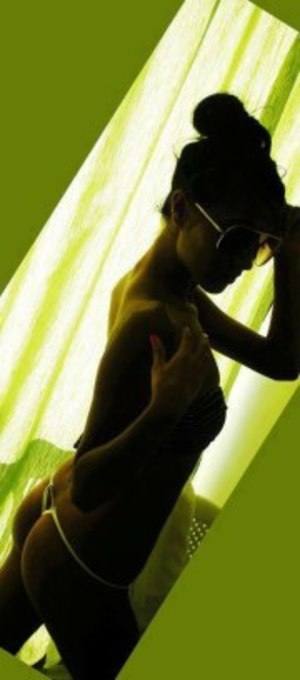 Jazmyne, 19, New York | No Commitment Dating Profile