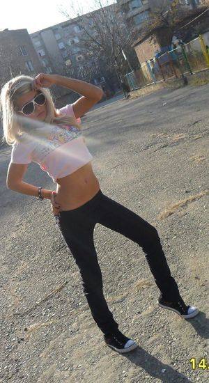 Amelie (21) in Quebec | No-Strings Adult Dating