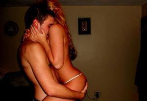 Kendal (25) in California | No-Strings Adult Dating