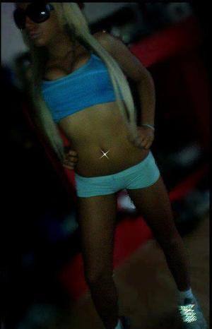 Gabriella, 30, California | No Commitment Dating Profile