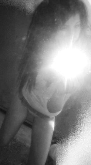 Mira (25) in New York | No-Strings Adult Dating