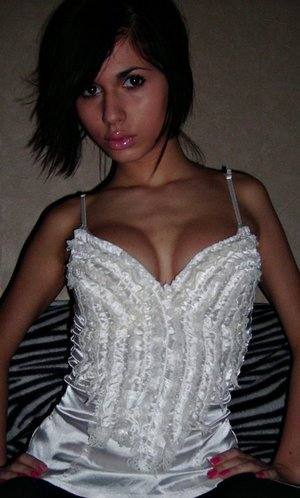 Claire, 29, Florida | No Commitment Dating Profile