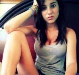 Marissa (27) in New York | No-Strings Adult Dating
