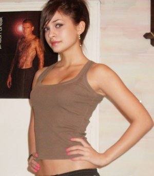 Jaime (19) in Pennsylvania | No-Strings Adult Dating