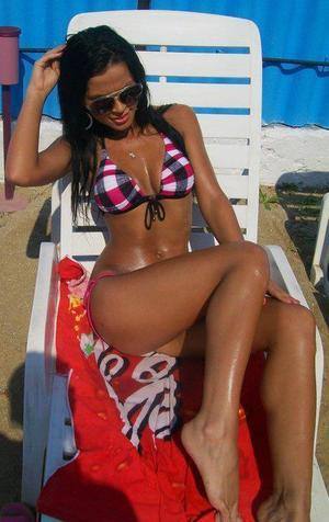 Meet Sienna (22) from Ontario | NSA Casual Encounters