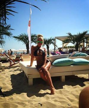 Meet Linda (18) from Washington | NSA Casual Encounters