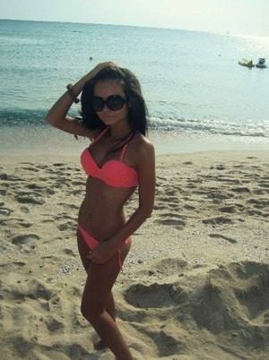 Roxanne, 26, Pennsylvania | No Commitment Dating Profile