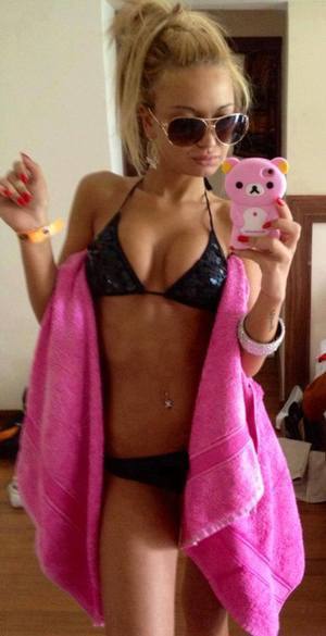 Maribel (22) in Texas | No-Strings Adult Dating