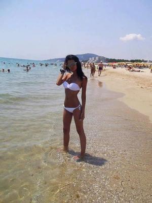 Meet local singles like Jacqueline from Michigan who want to fuck tonight