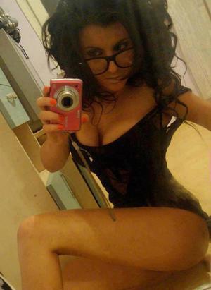 Looking for girls down to fuck? Palmira from Colorado is your girl