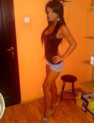 Looking for girls down to fuck? Kassandra from Florida is your girl