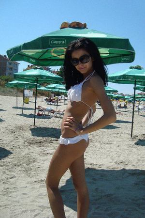 Looking for local cheaters? Take Arlene from North Carolina home with you