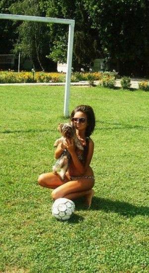 Looking for girls down to fuck? Izabella from Ontario is your girl