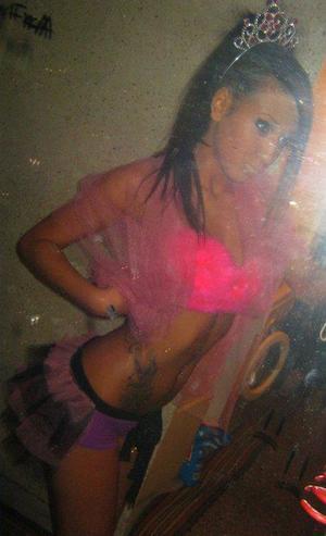 Looking for local cheaters? Take Lakeisha from North Carolina home with you