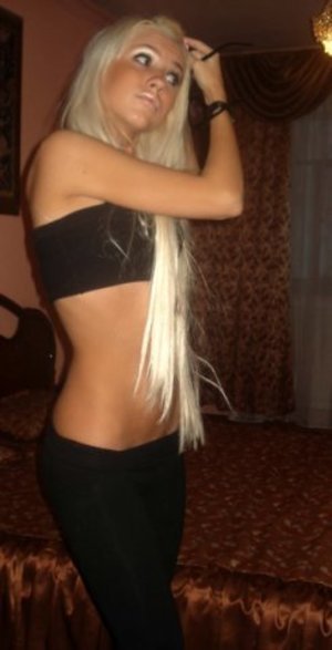 Looking for girls down to fuck? Gina from California is your girl