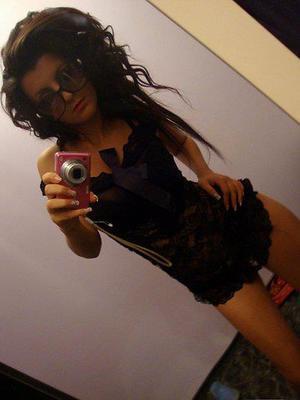 Looking for local cheaters? Take Valentina from Pennsylvania home with you
