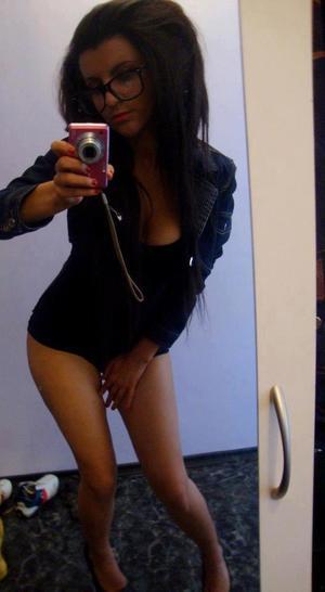 Mya from Florida is interested in nsa sex with a nice, young man
