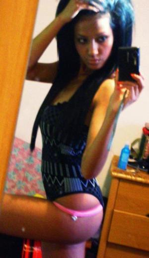 Brandy from New Jersey is interested in nsa sex with a nice, young man
