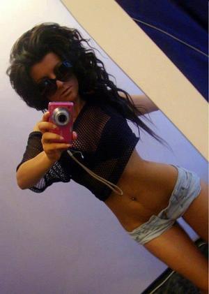 Looking for girls down to fuck? Julianna from Nevada is your girl