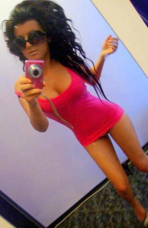 Racquel from Raritan, New Jersey is looking for adult webcam chat