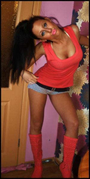 Meet local singles like Meredith from North Carolina who want to fuck tonight