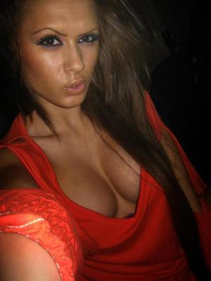 Looking for local cheaters? Take Tiana from Florida home with you
