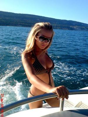 Lanette from Leon, Virginia is looking for adult webcam chat