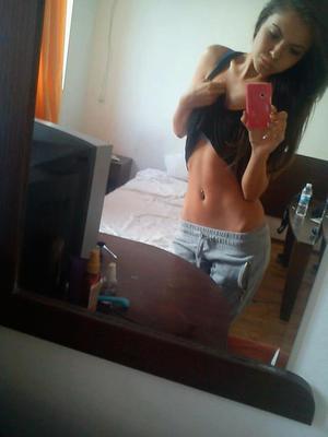 Rosemary is a cheater looking for a guy like you!
