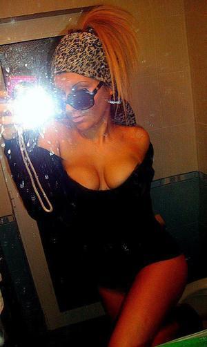 Taylor is a cheater looking for a guy like you!