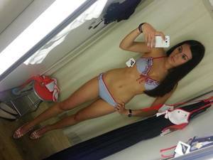 Laurinda from Idaho Springs, Colorado is looking for adult webcam chat