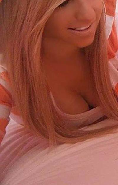 Latoya from Ohio is looking for adult webcam chat