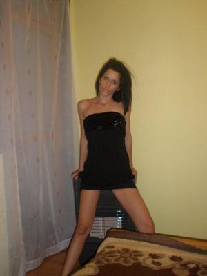 Ryann from Artesia, New Mexico is looking for adult webcam chat