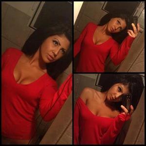 Meet local singles like Diya from California who want to fuck tonight