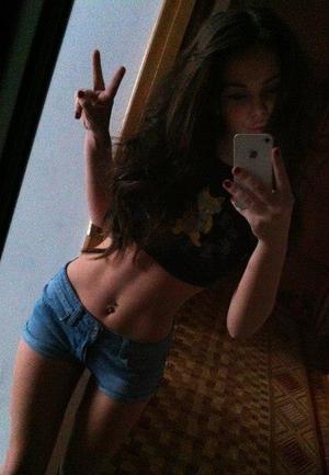 Meet local singles like Aubrie from New York who want to fuck tonight