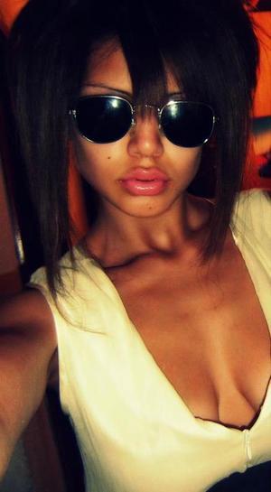 Escorts like Kelsey are down to fuck you now!