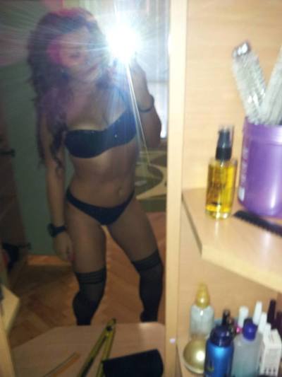 Escorts like Mina are down to fuck you now!