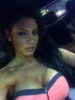 Kathryn from Virginia is interested in nsa sex with a nice, young man