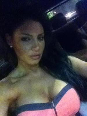 Meet local singles like Anneliese from Salome, Arizona who want to fuck tonight