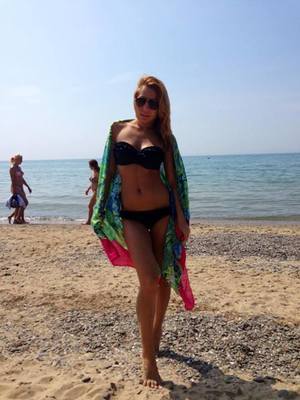 Looking for local cheaters? Take Kristin from California home with you